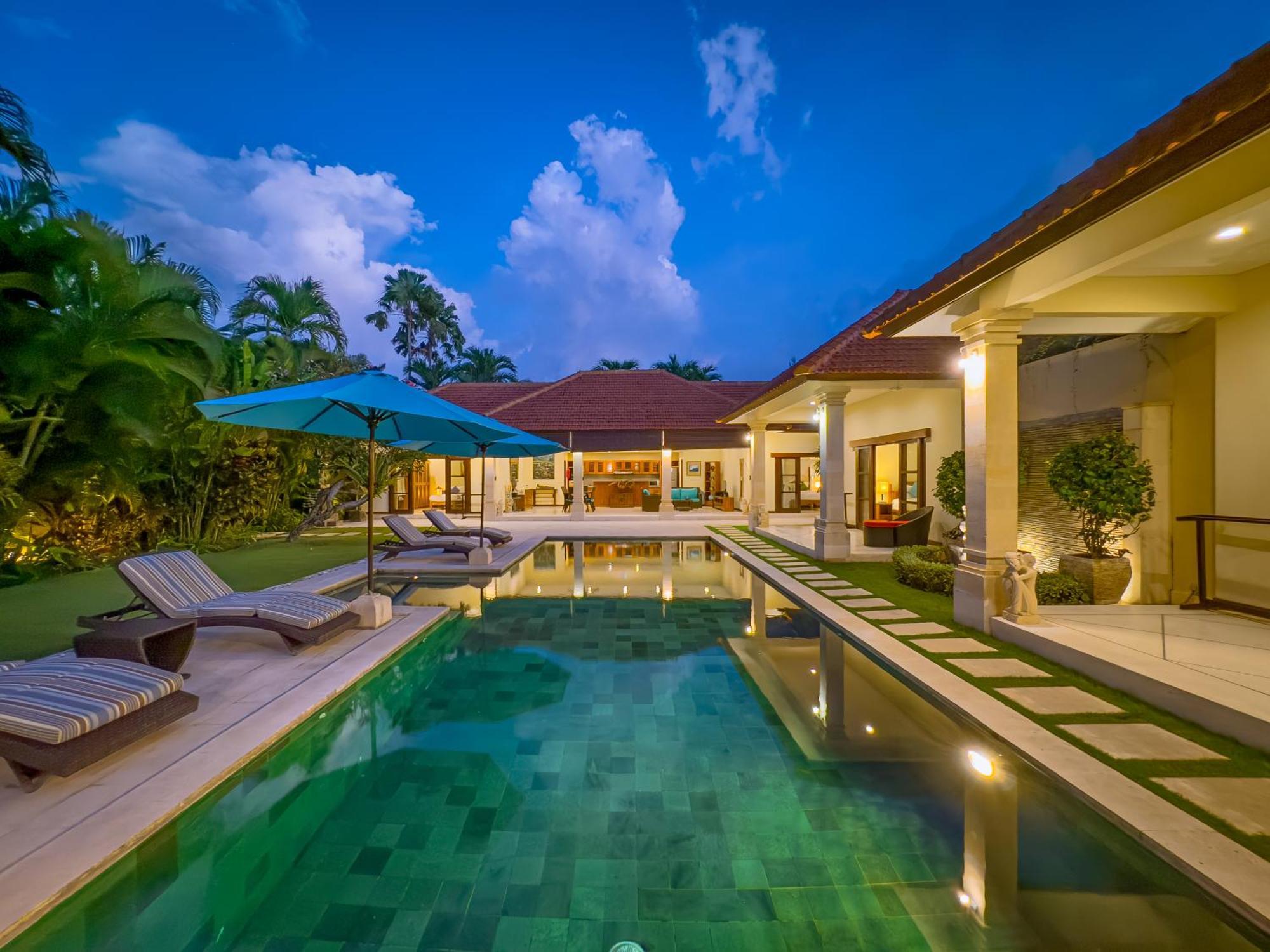 Villa Bugis Drupadi Seminyak Kültér fotó