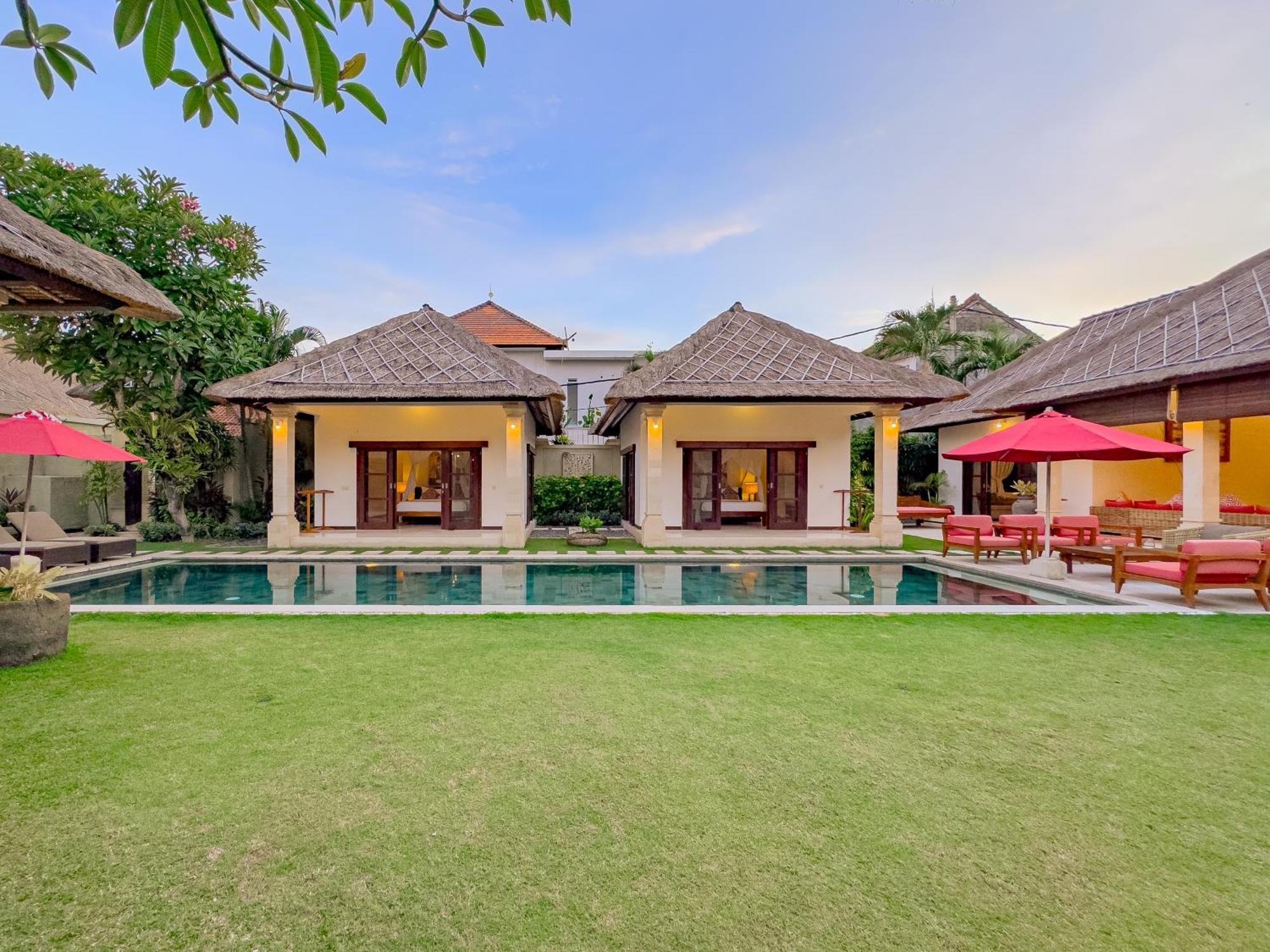 Villa Bugis Drupadi Seminyak Szoba fotó