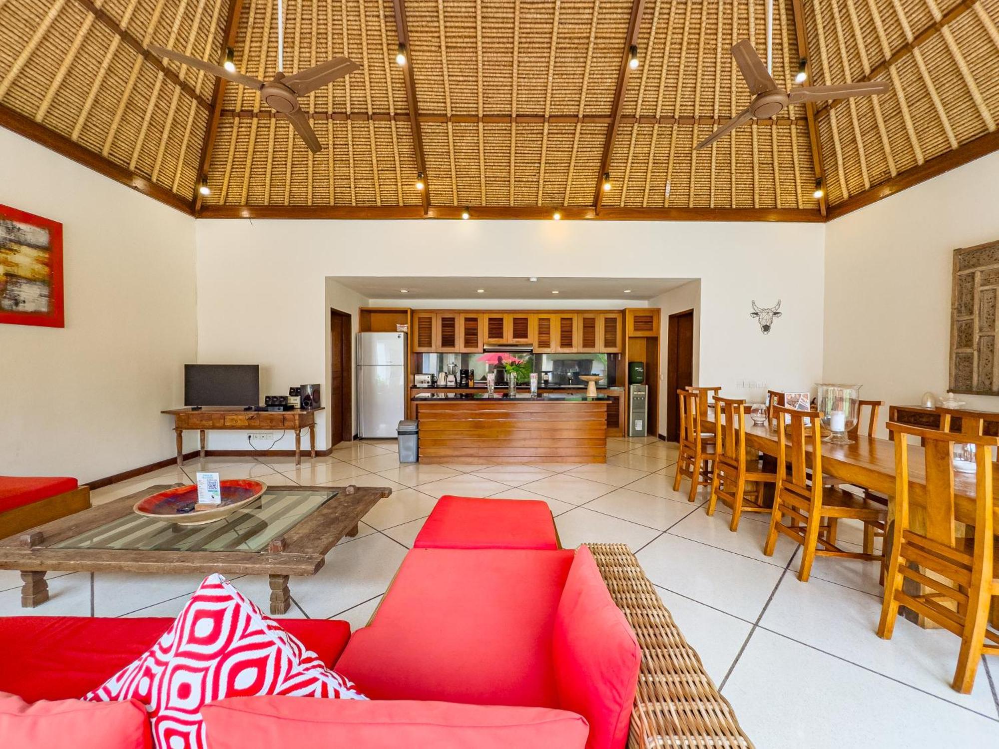 Villa Bugis Drupadi Seminyak Szoba fotó
