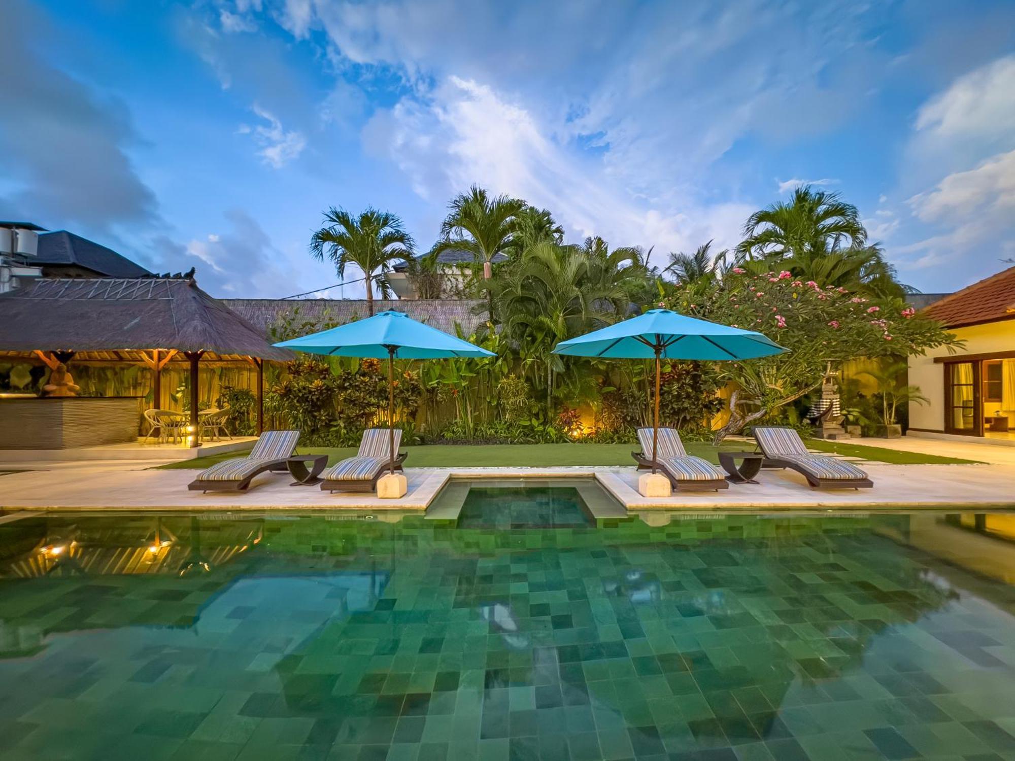 Villa Bugis Drupadi Seminyak Szoba fotó