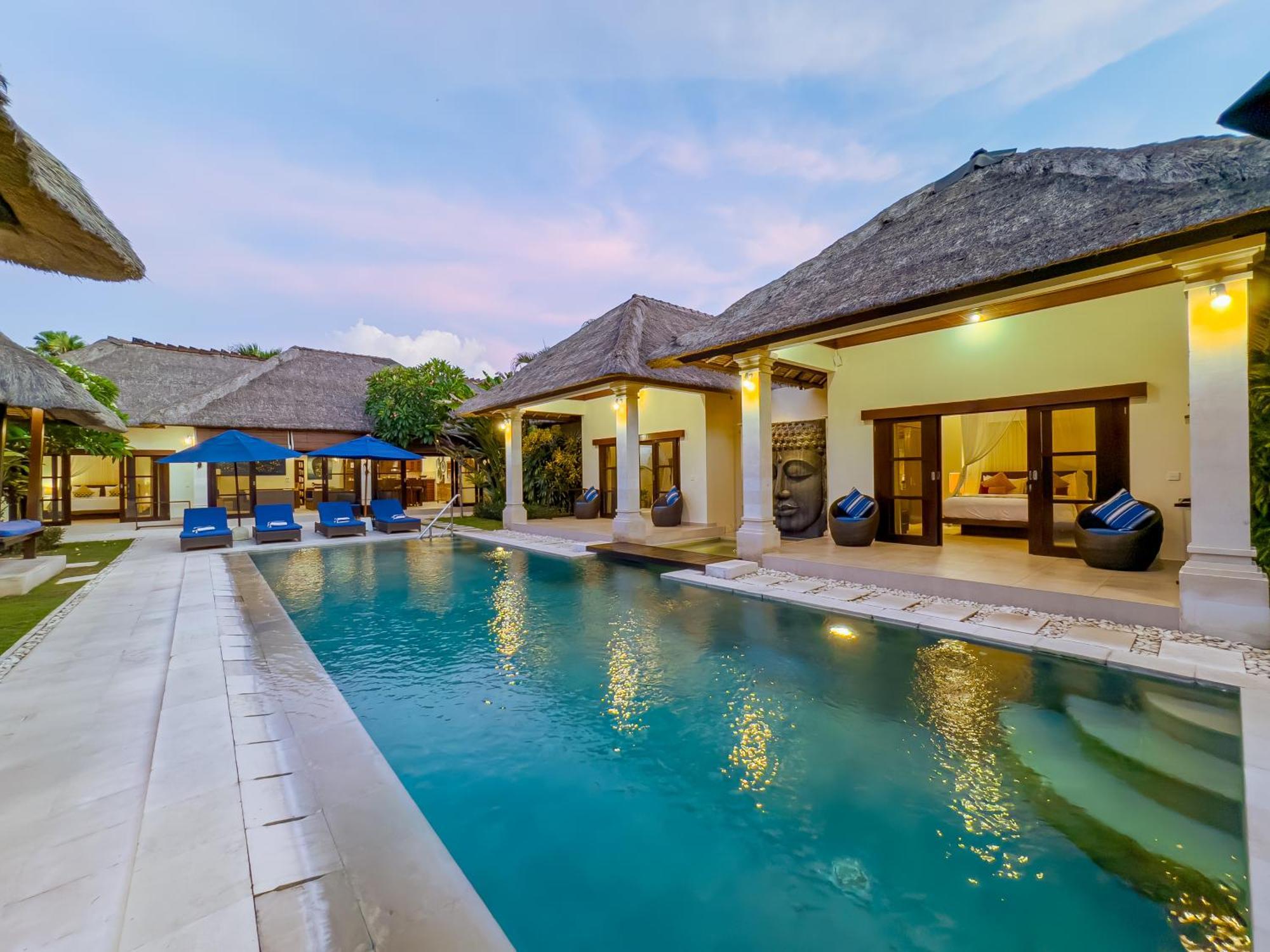 Villa Bugis Drupadi Seminyak Szoba fotó