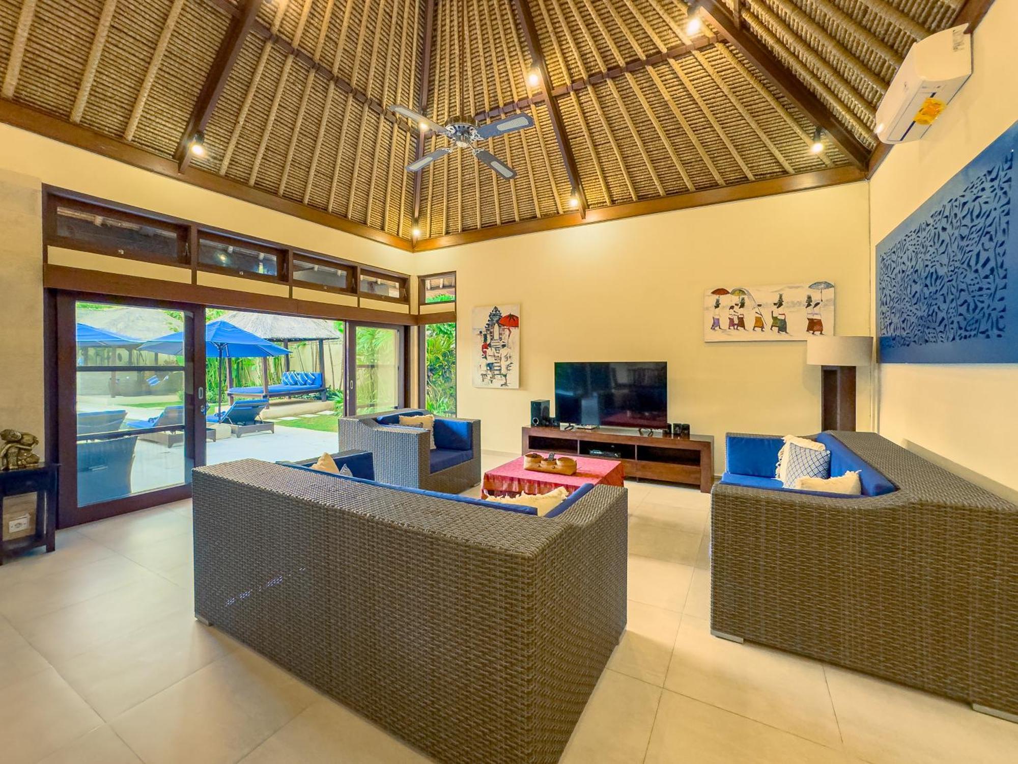 Villa Bugis Drupadi Seminyak Szoba fotó