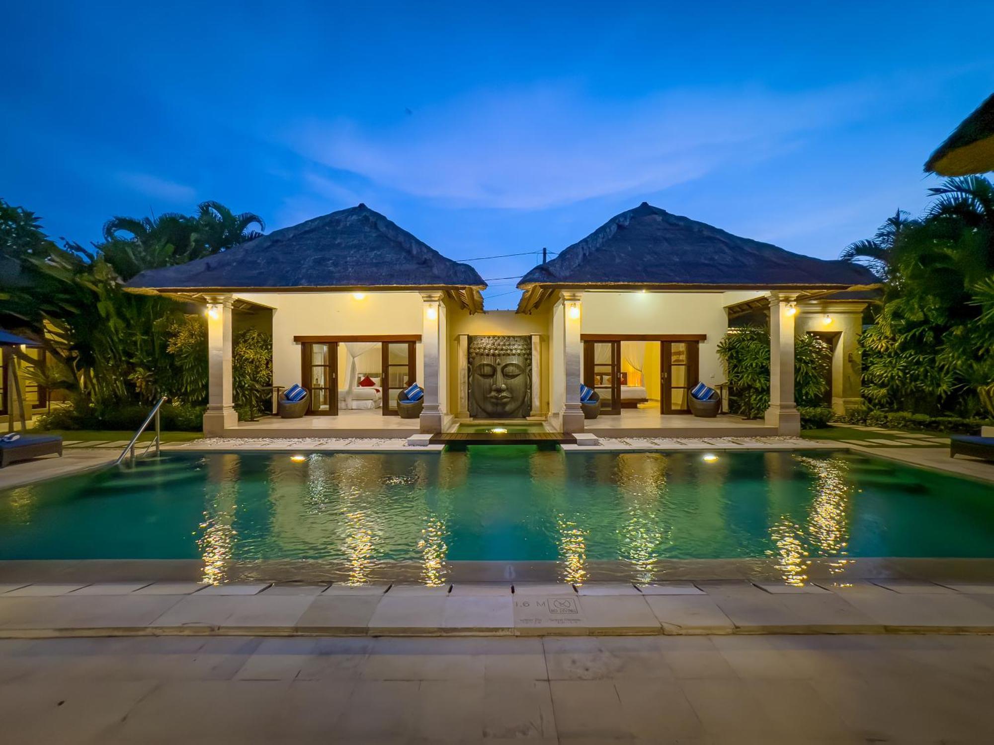 Villa Bugis Drupadi Seminyak Szoba fotó