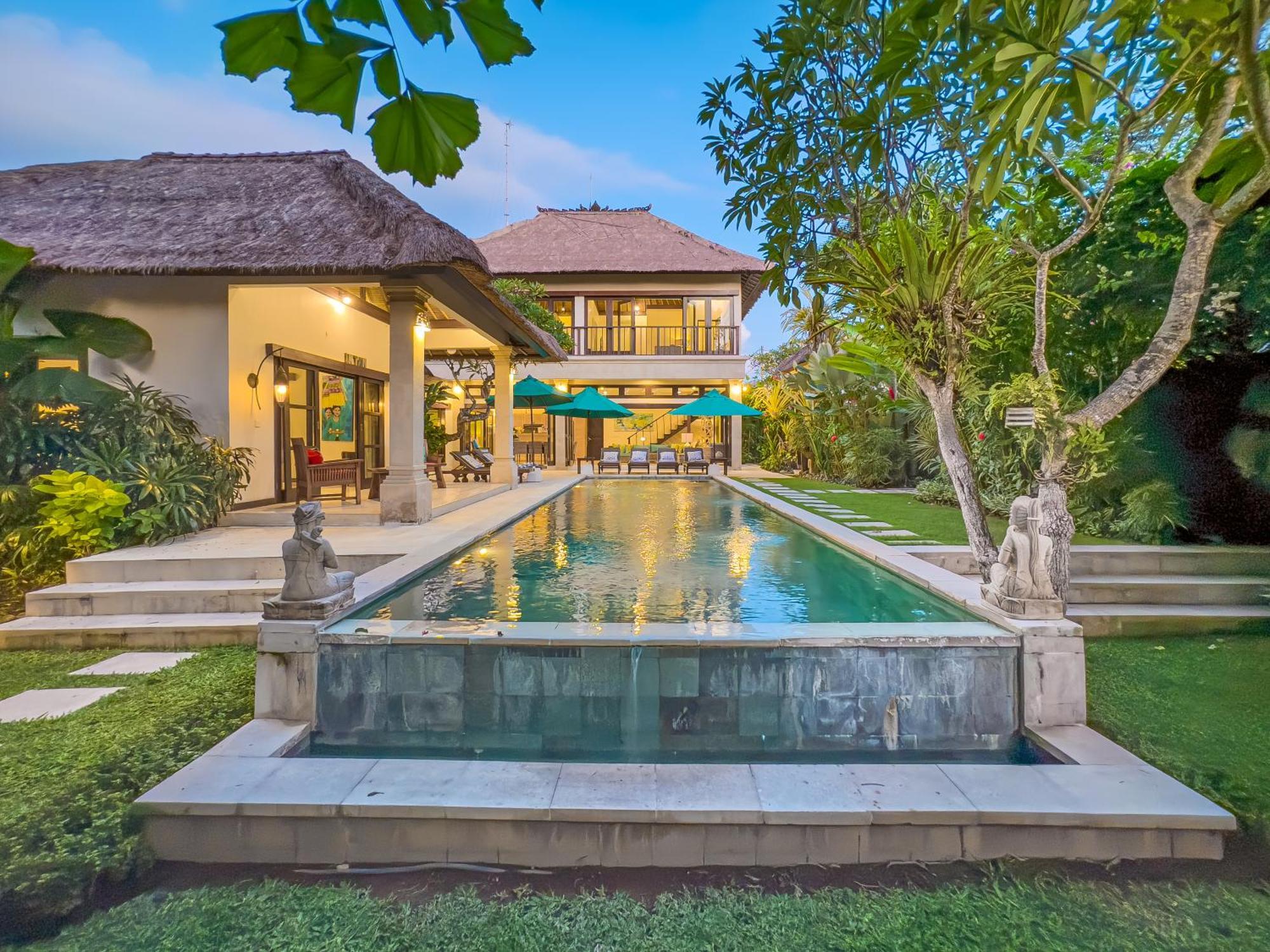 Villa Bugis Drupadi Seminyak Szoba fotó